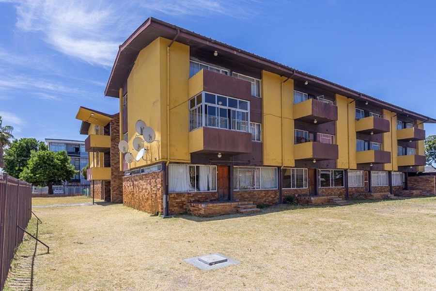 2 Bedroom Property for Sale in Parow Valley Western Cape